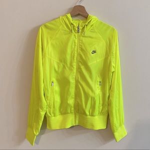 Nike Women’s Windrunner Volt/ Neon Yellow Jacket - Size L